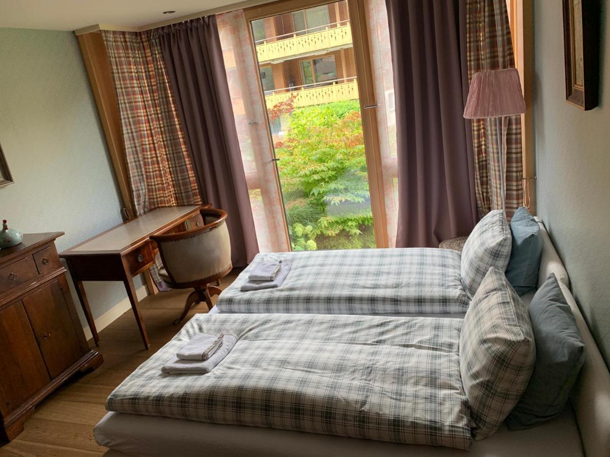 An Apartment In A Modern Swiss Chalet 伊瑟尔特瓦尔德 外观 照片
