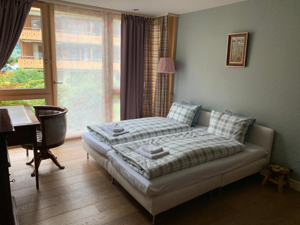 An Apartment In A Modern Swiss Chalet 伊瑟尔特瓦尔德 外观 照片